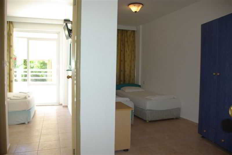 Zeybek Hotel Turunç Buitenkant foto